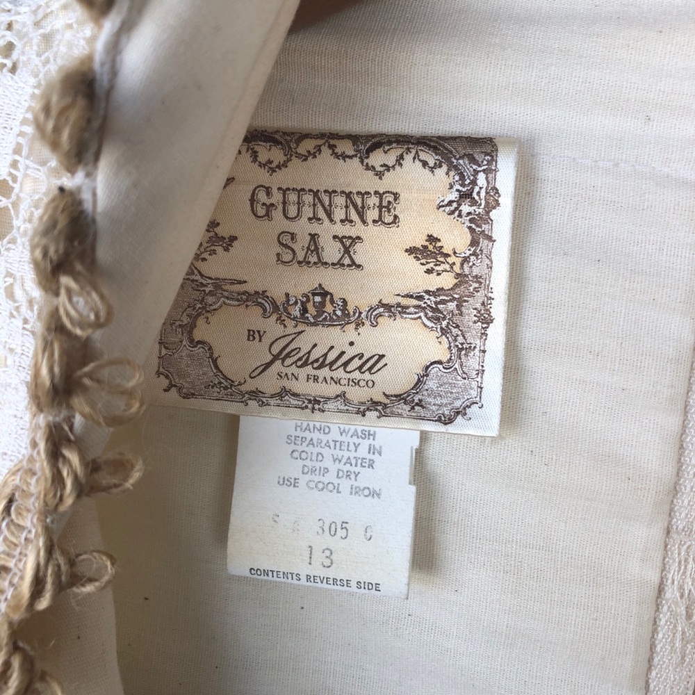 SOLD Gunne Sax Ivory Lace Gown (Updated) - Picture 5 of 14